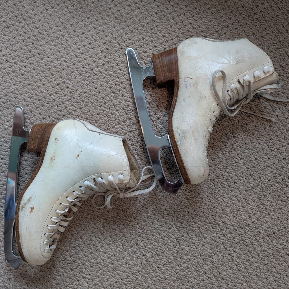 Risport Ice Skates Size 255 (7.5) - Picture 3 of 11